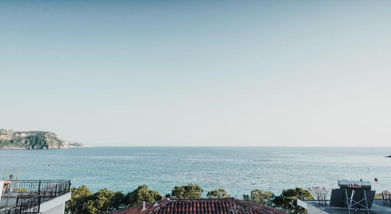 Himara 28 Hotel Himare Exterior foto