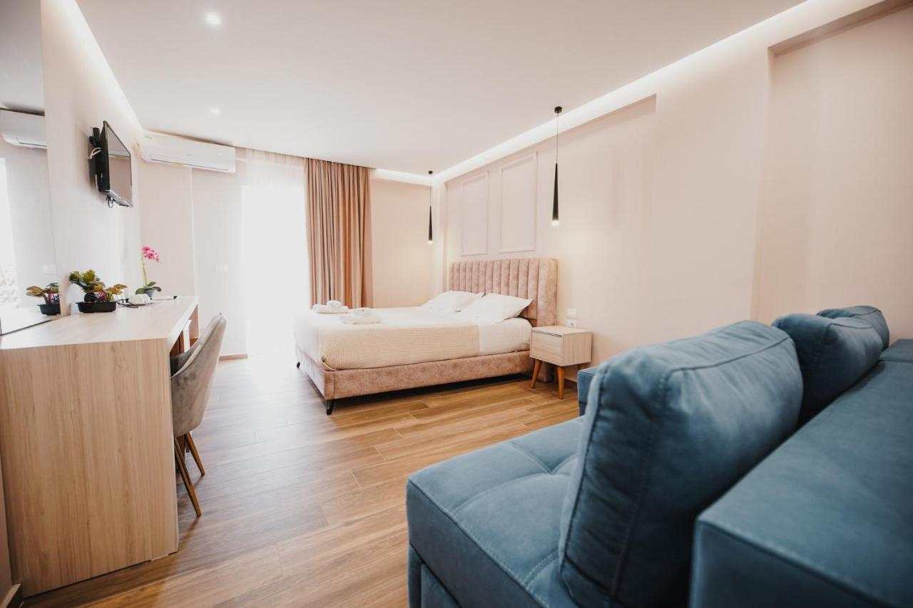 Himara 28 Hotel Himare Exterior foto